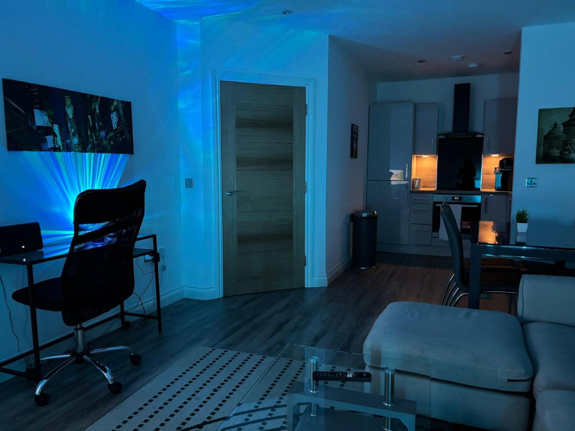 24-7 Secured City Centre Apartments With Free Underground Parking And Wifi Birmingham Dış mekan fotoğraf
