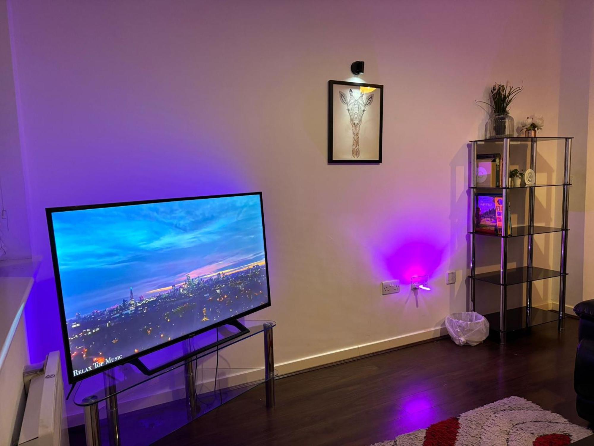 24-7 Secured City Centre Apartments With Free Underground Parking And Wifi Birmingham Dış mekan fotoğraf