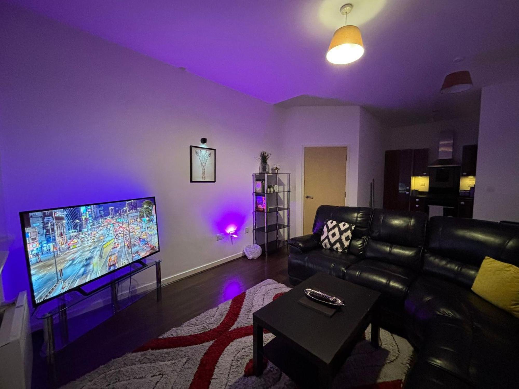 24-7 Secured City Centre Apartments With Free Underground Parking And Wifi Birmingham Dış mekan fotoğraf