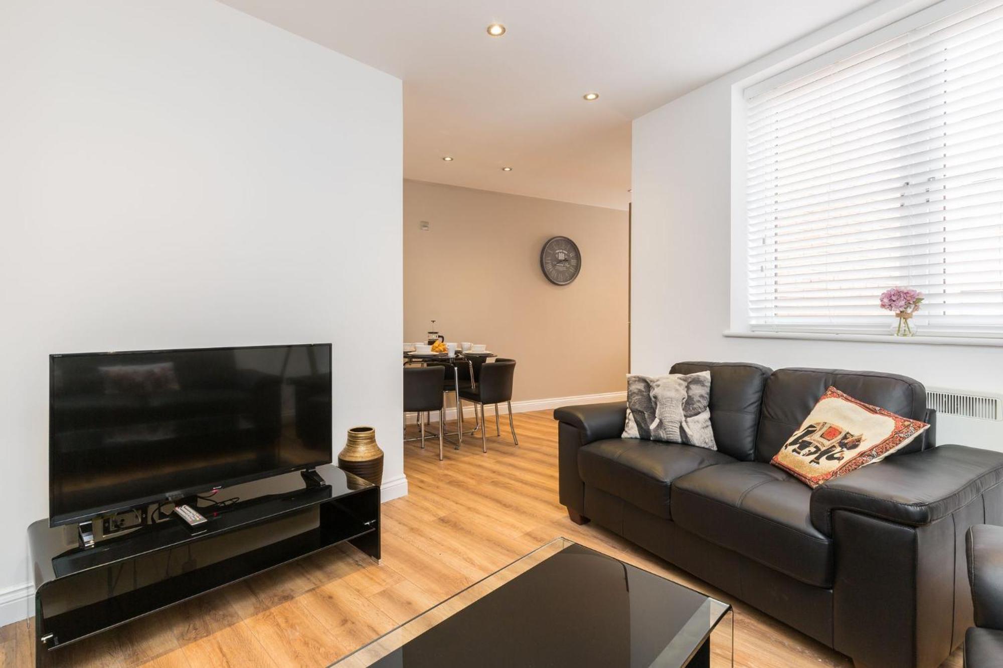 24-7 Secured City Centre Apartments With Free Underground Parking And Wifi Birmingham Dış mekan fotoğraf