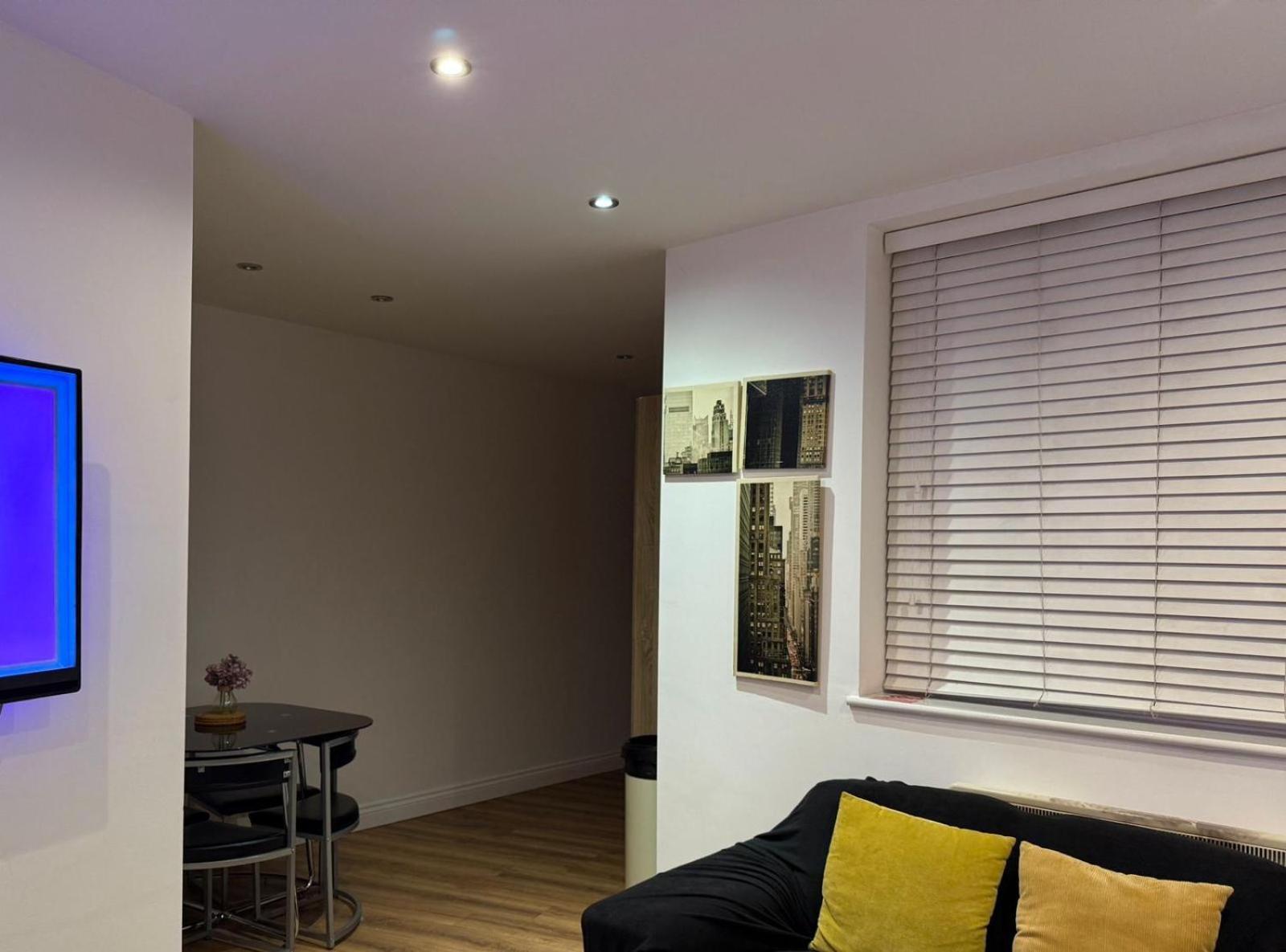 24-7 Secured City Centre Apartments With Free Underground Parking And Wifi Birmingham Dış mekan fotoğraf