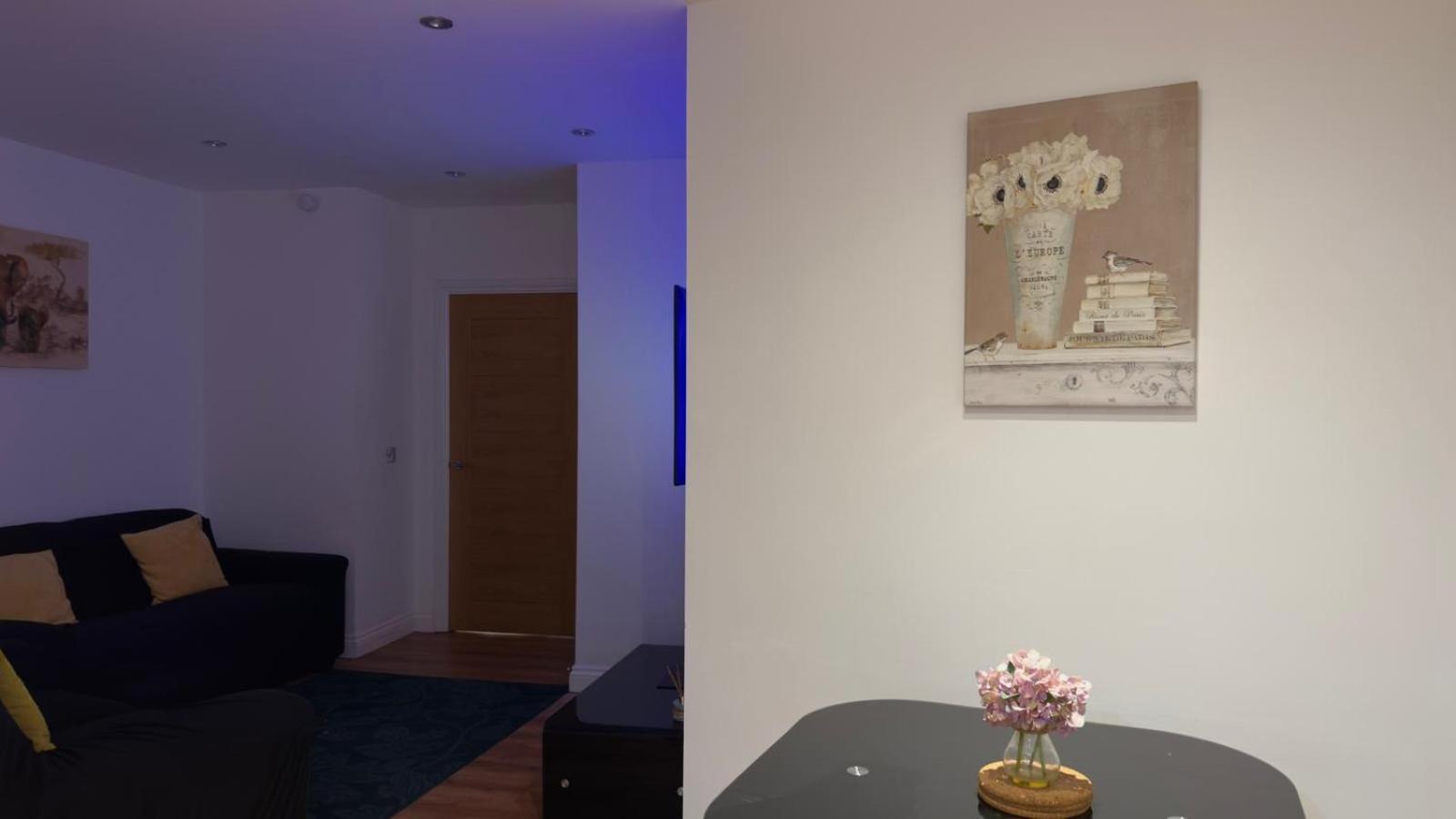 24-7 Secured City Centre Apartments With Free Underground Parking And Wifi Birmingham Dış mekan fotoğraf