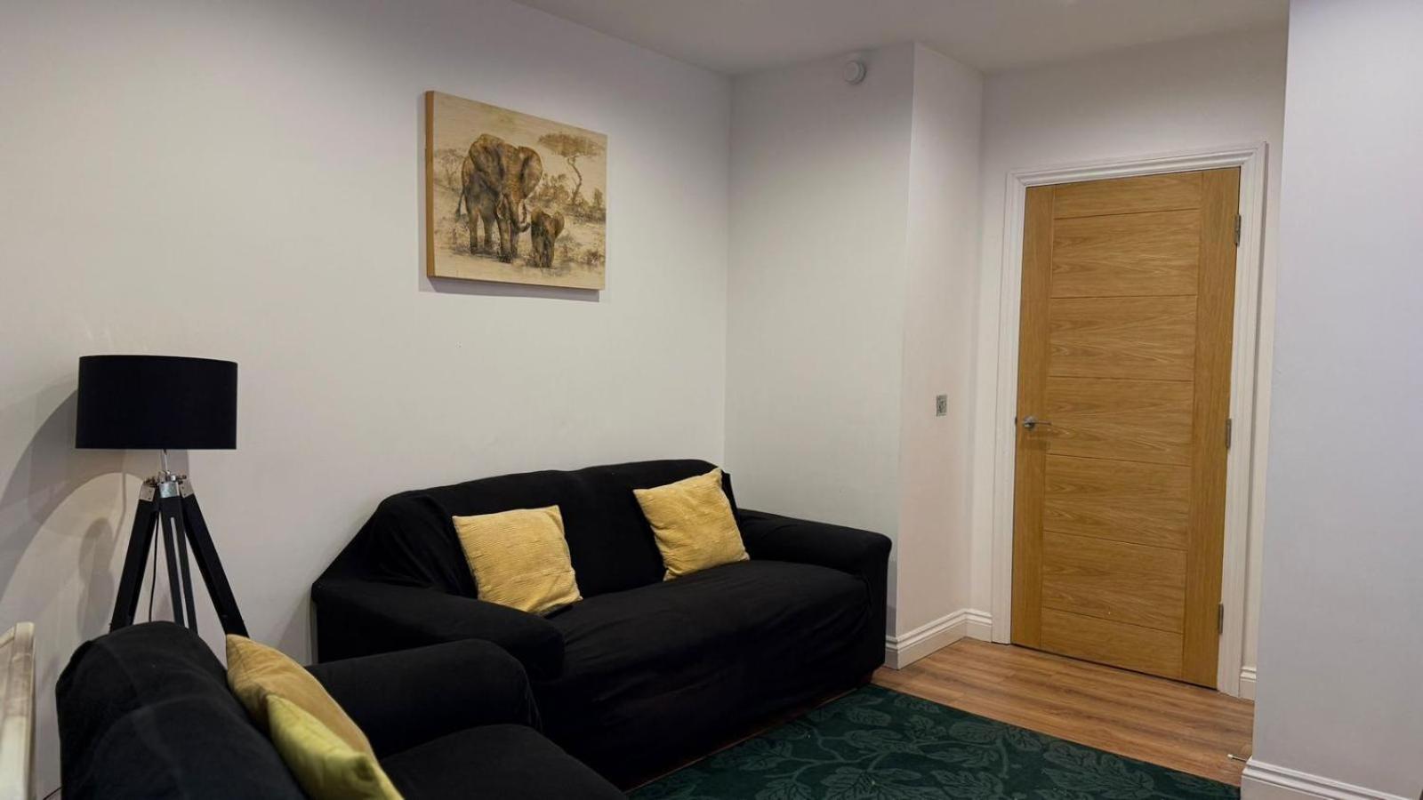 24-7 Secured City Centre Apartments With Free Underground Parking And Wifi Birmingham Dış mekan fotoğraf